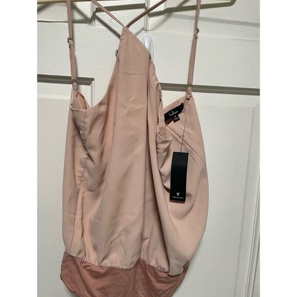 NWT Lulu’s Stylin' Babe Blush One-Shoulder Cowl Back Bodysuit Size M - Picture 6 of 8